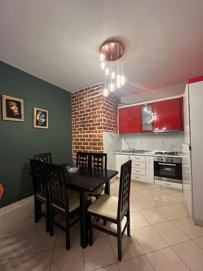 Aura Skanderbeg Square Apartments Тирана Экстерьер фото