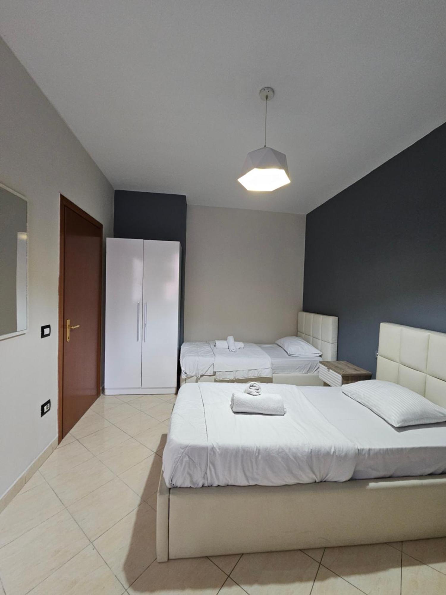 Aura Skanderbeg Square Apartments Тирана Экстерьер фото