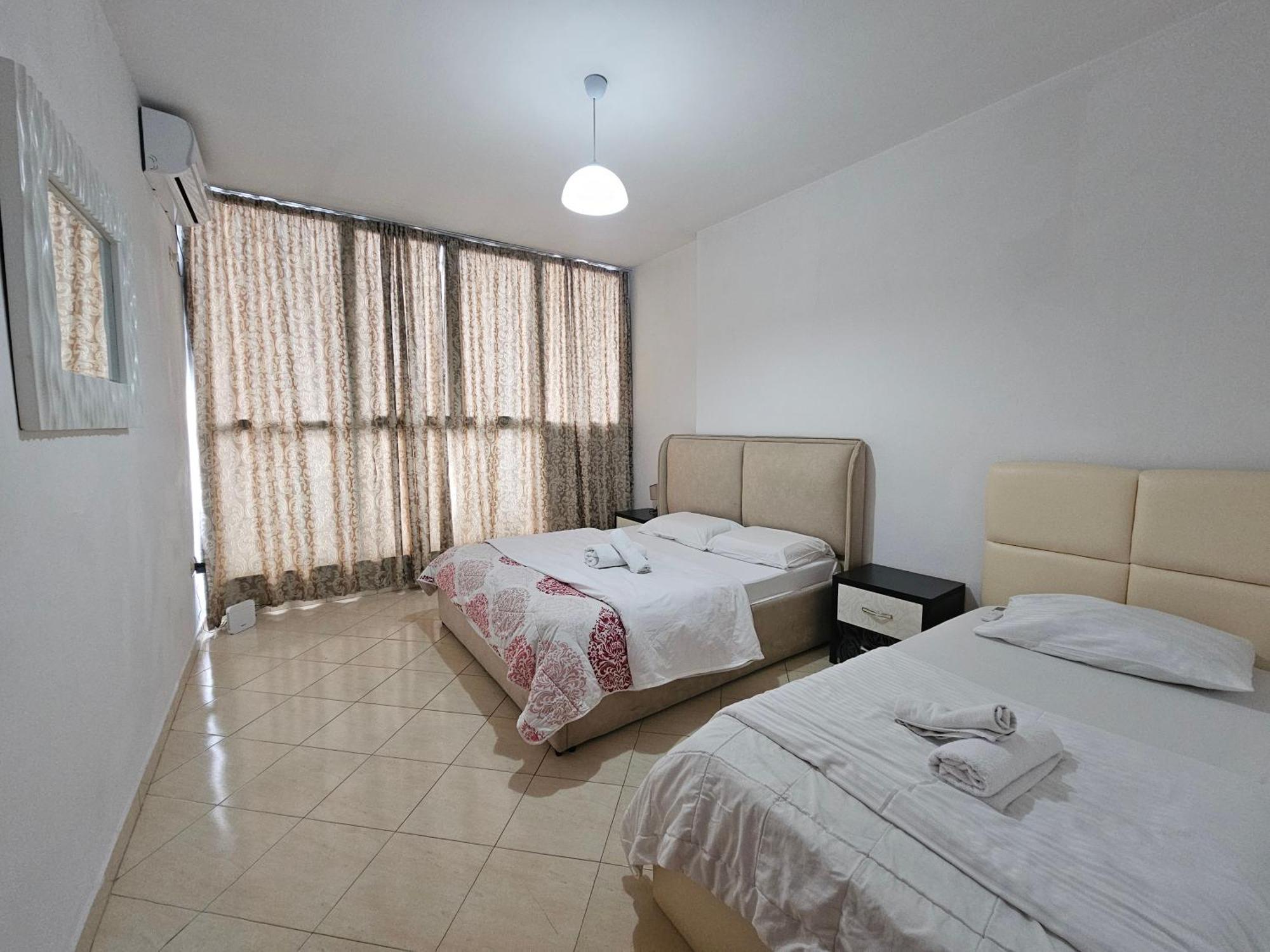 Aura Skanderbeg Square Apartments Тирана Экстерьер фото